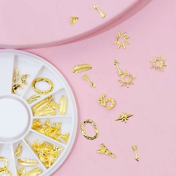 Nail Art Wheel Gold decorations - Picture 3 of 3